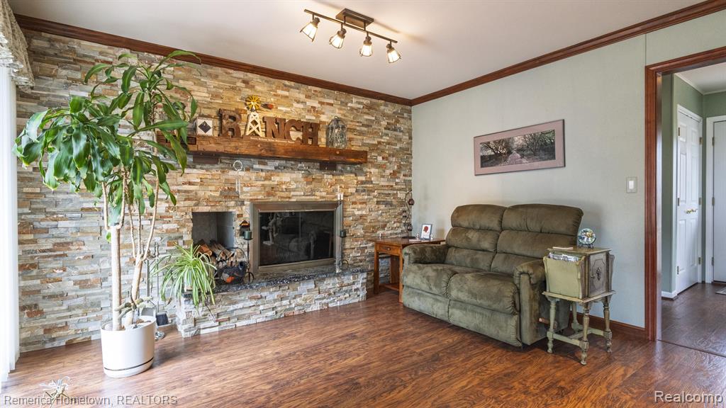 4360 Squirrel Road Bloomfield Hills, MI 48304 - Photo 21 of 39 Gallery Image 21