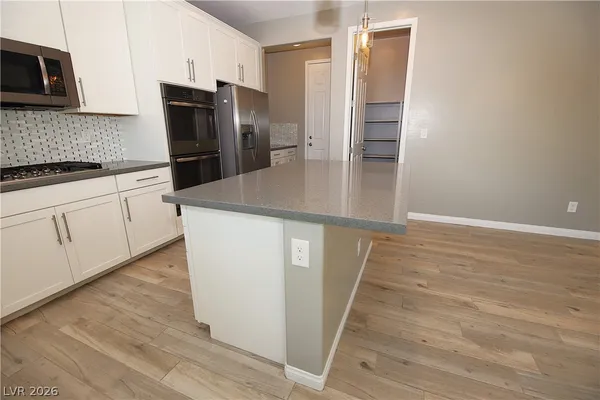 $2,800 | 10559 Pelican Island Avenue, Las Vegas, NV 89166