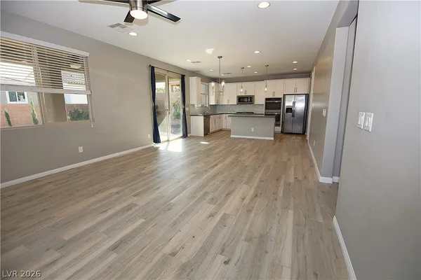 $2,800 | 10559 Pelican Island Avenue, Las Vegas, NV 89166