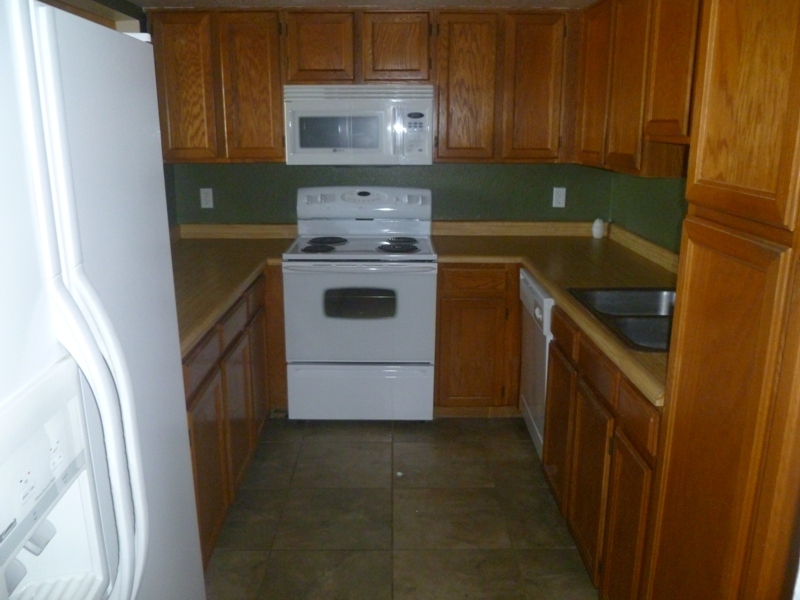1645 West Baseline Road, Unit 2020 Mesa, AZ 85202 - Photo 3 of 10 Kitchen
