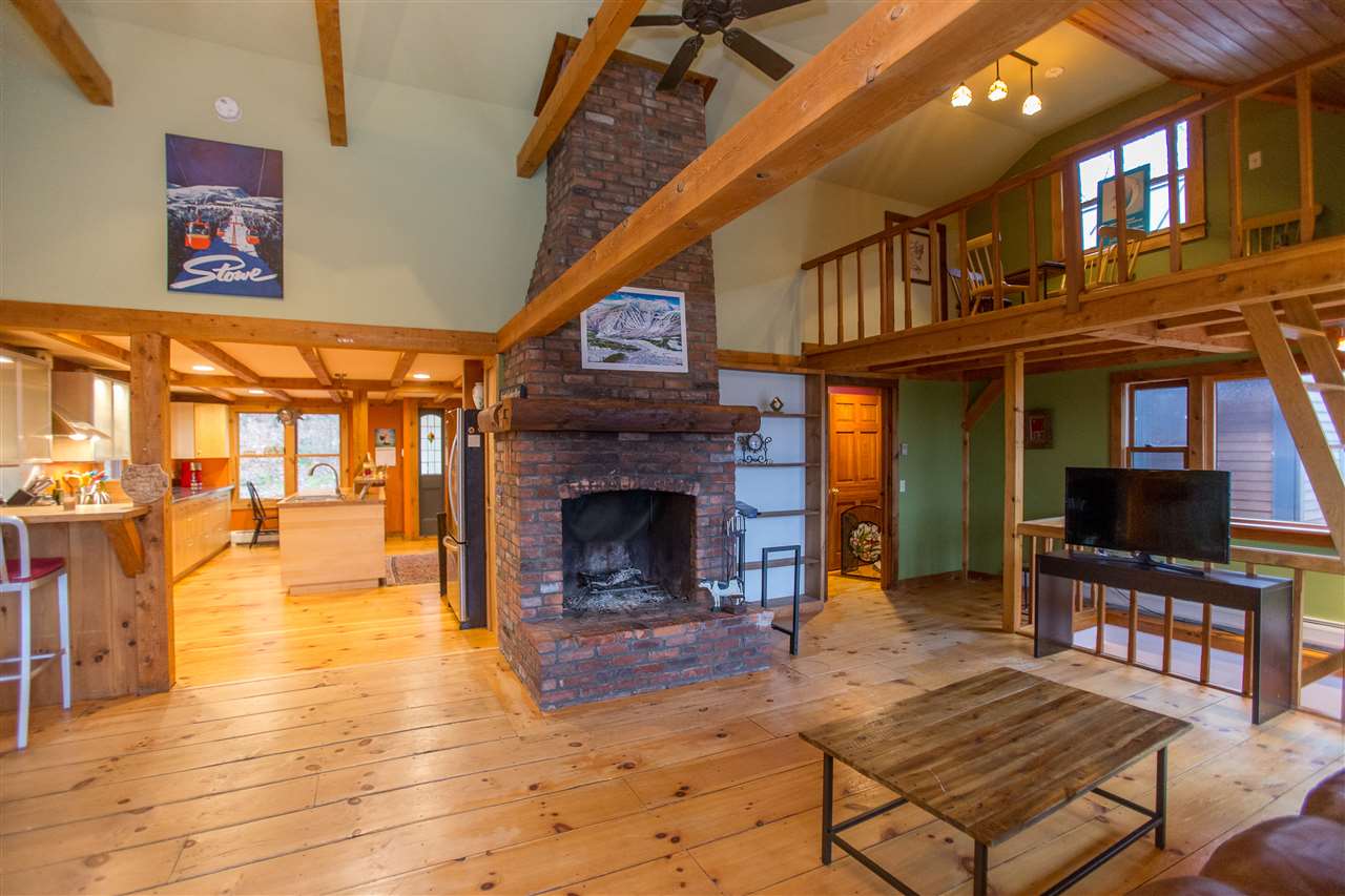 617 Ayers Farm Road Stowe, VT 05672 - Photo 4 of 27