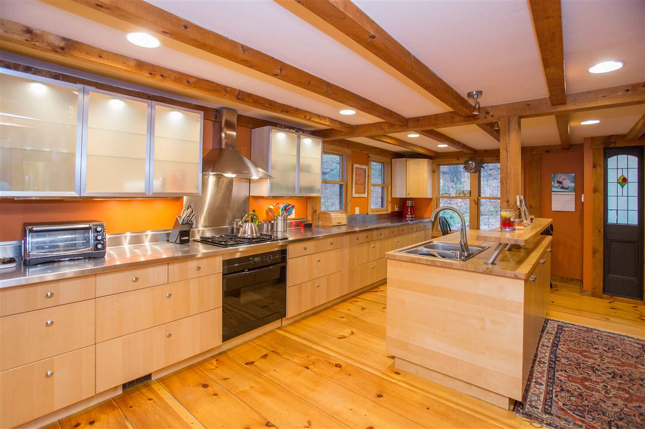 617 Ayers Farm Road Stowe, VT 05672 - Photo 10 of 27