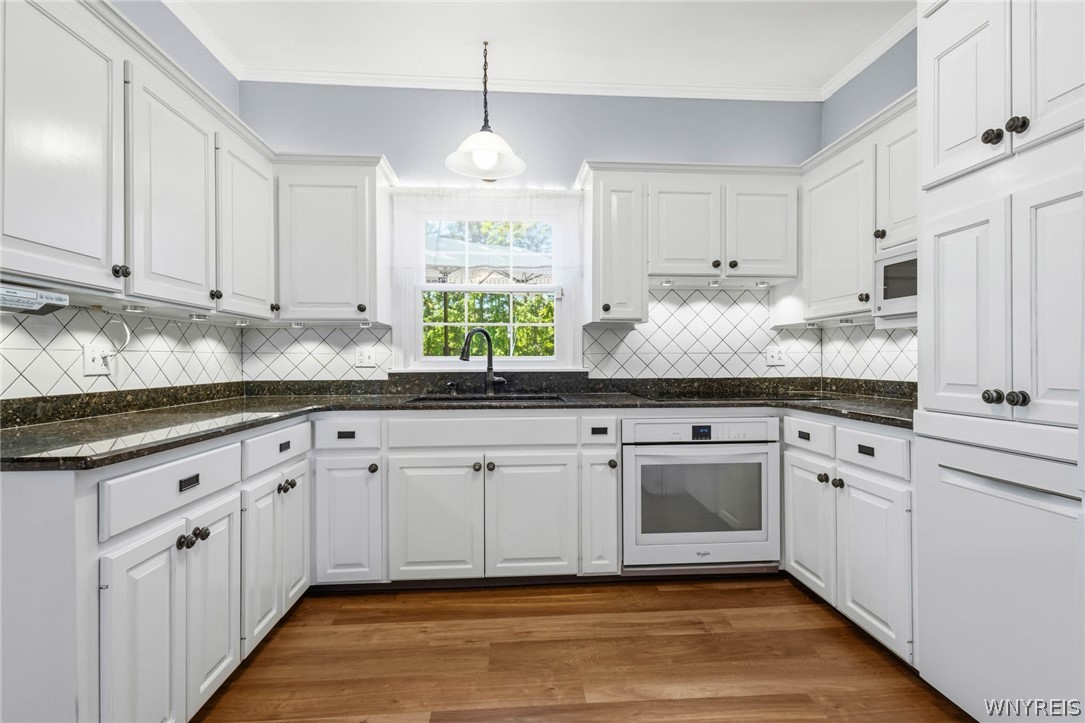 8248 Lewiston Road Batavia, NY 14020 - Photo 21 of 38