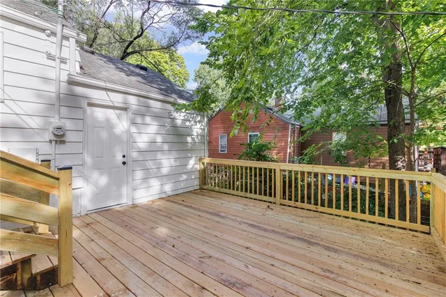 $365,000 | 5431 Woodson Road, Mission, KS 66202