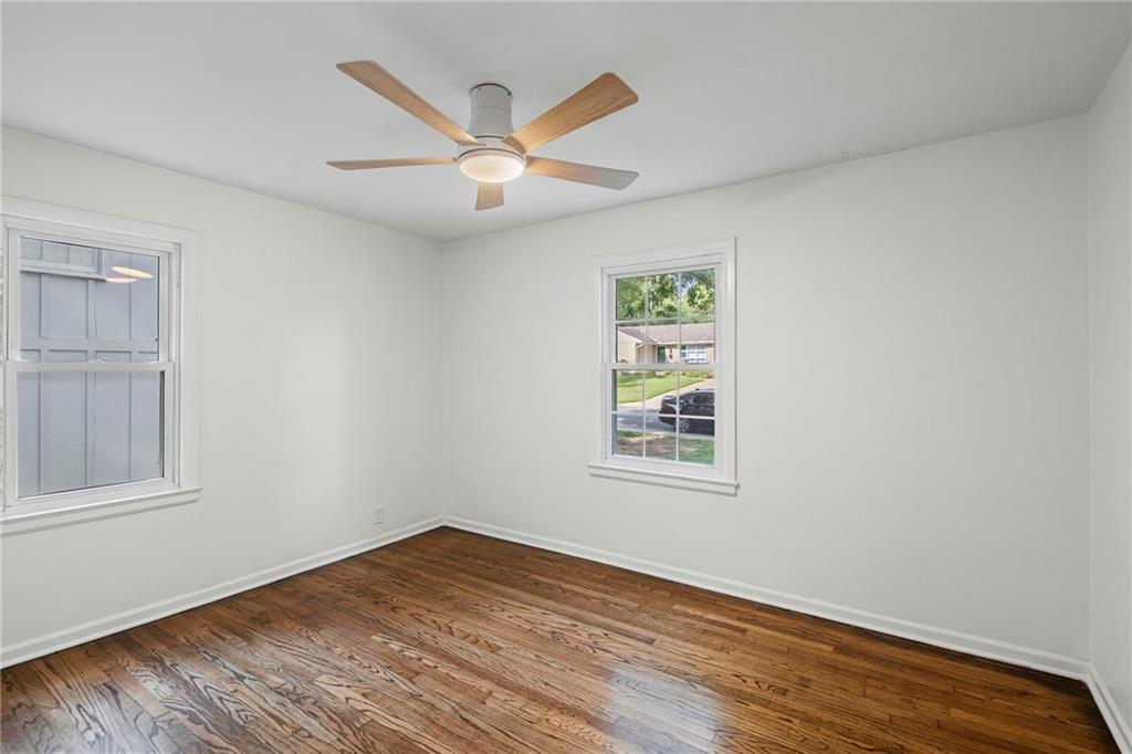 5431 Woodson Road Mission, KS 66202 - Photo 21 of 32