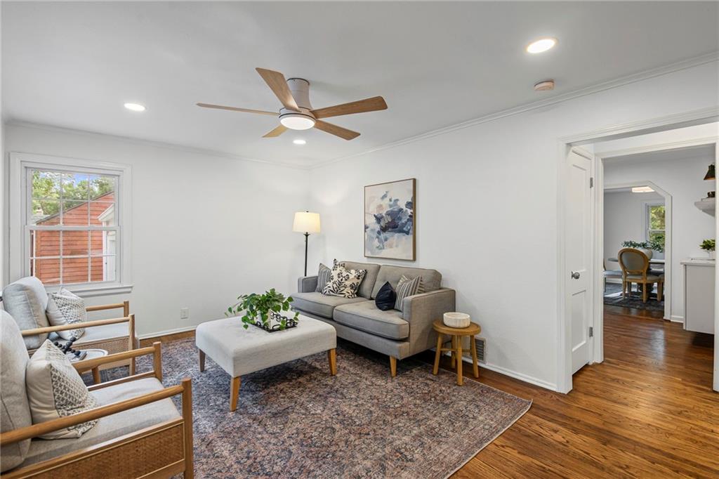 5431 Woodson Road Mission, KS 66202 - Photo 6 of 32