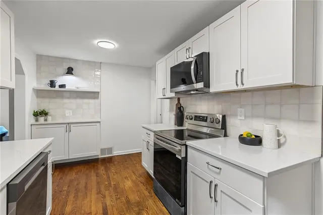 $365,000 | 5431 Woodson Road, Mission, KS 66202