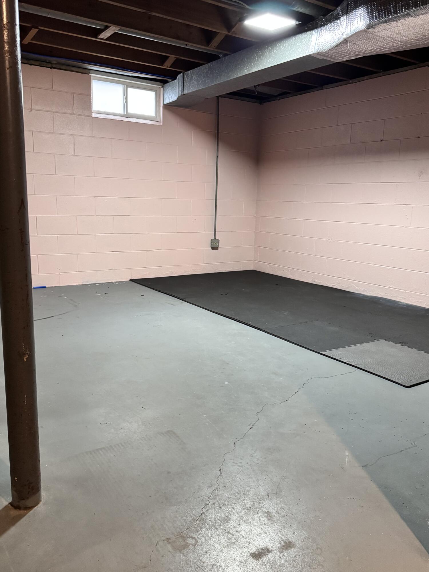 3429 42nd Street Highland, IN 46322 - Photo 35 of 42 a view of a room with an empty space