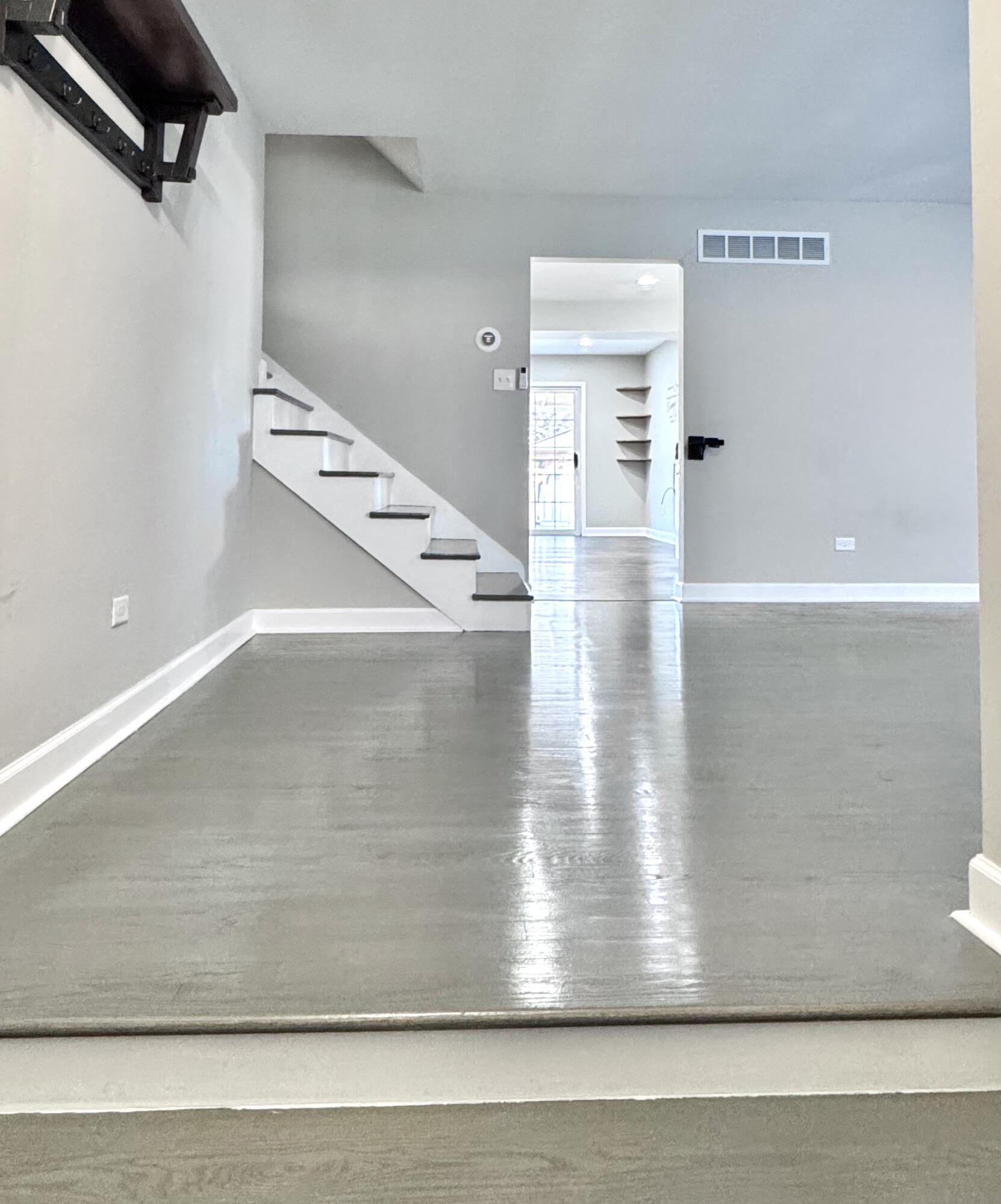 3429 42nd Street Highland, IN 46322 - Photo 5 of 42 a view of entryway