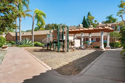 $675,000 | 3575 Cameo Drive, Unit 45, Oceanside, CA 92056