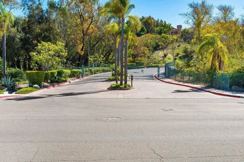 $675,000 | 3575 Cameo Drive, Unit 45, Oceanside, CA 92056