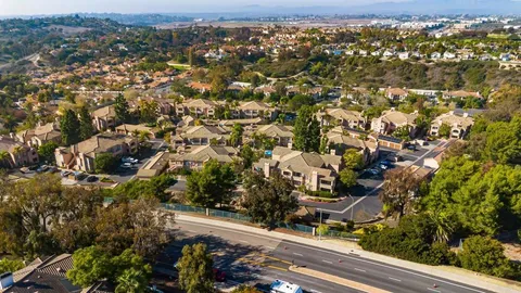 $675,000 | 3575 Cameo Drive, Unit 45, Oceanside, CA 92056