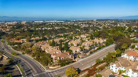 $675,000 | 3575 Cameo Drive, Unit 45, Oceanside, CA 92056