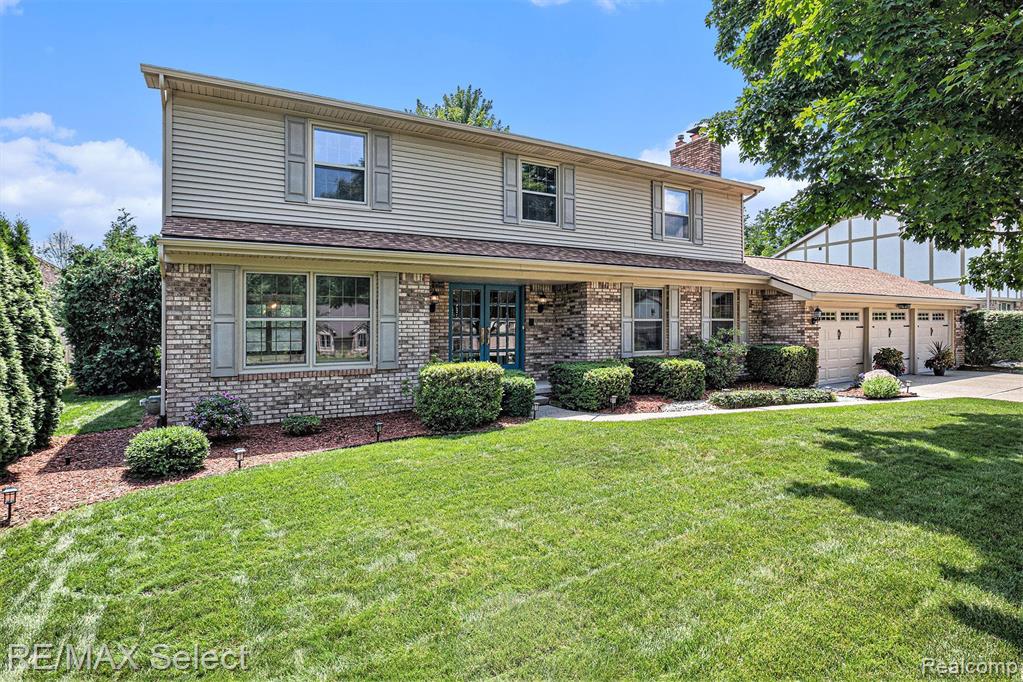 1528 Kings Bridge Road Grand Blanc, MI 48439 - Photo 1 of 46 Gallery Image 1
