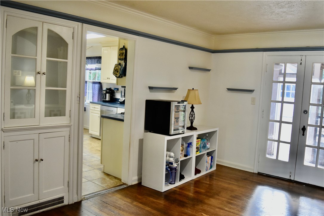 16252 Oakhill Road Cleveland, OH 44112 - Photo 27 of 28 Gallery Image 27