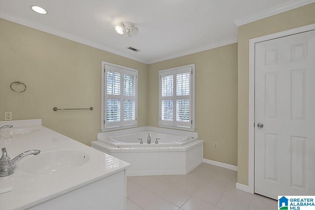 408 Aviation Road Southeast Bessemer, AL 35022 - Photo 16 of 26