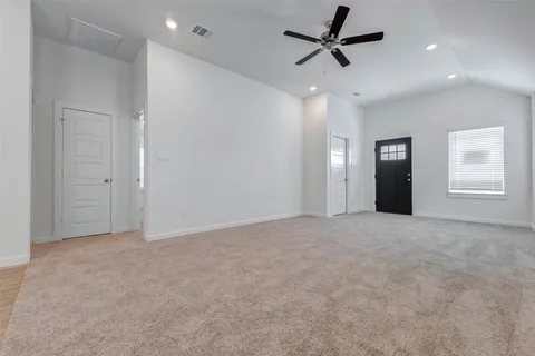$305,000 | 6463 Escondido Drive, Rosharon, TX 77583