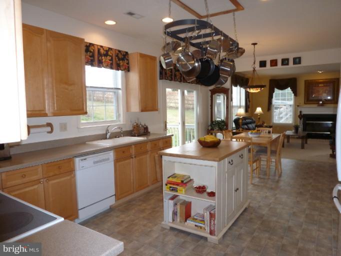 1999 Long Corner Road Mount Airy, MD 21771 - Photo 11 of 27 a kitchen with lots of counter top space
