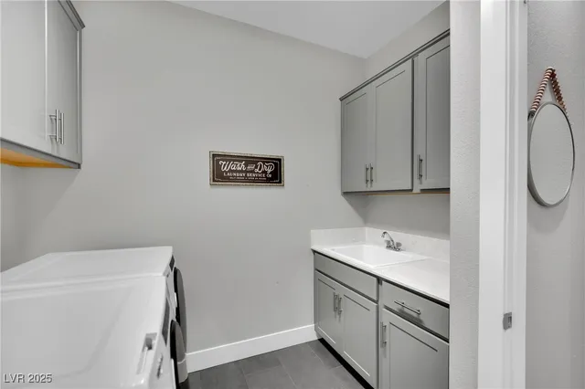 $2,950 | 45 Via Di Vita, Henderson, NV 89011