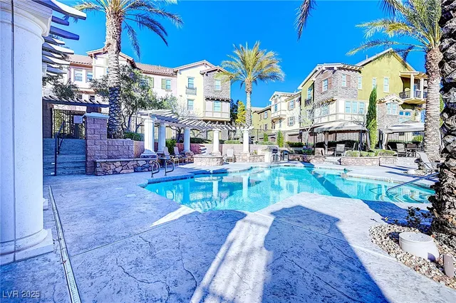 $2,950 | 45 Via Di Vita, Henderson, NV 89011