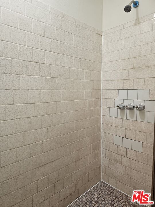 4152 Verdugo Road Los Angeles, CA 90065 - Photo 8 of 9