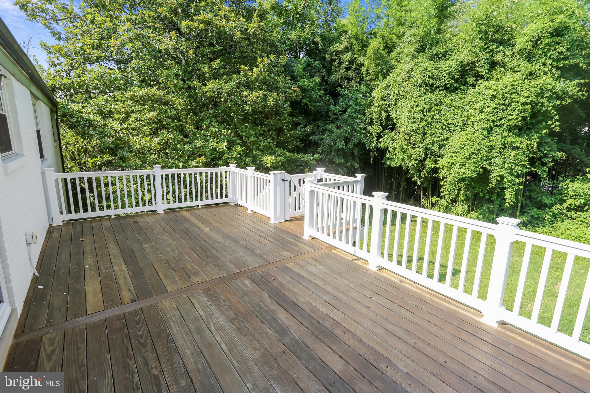 5806 Osceola Road Bethesda, MD 20816 - Photo 28 of 31