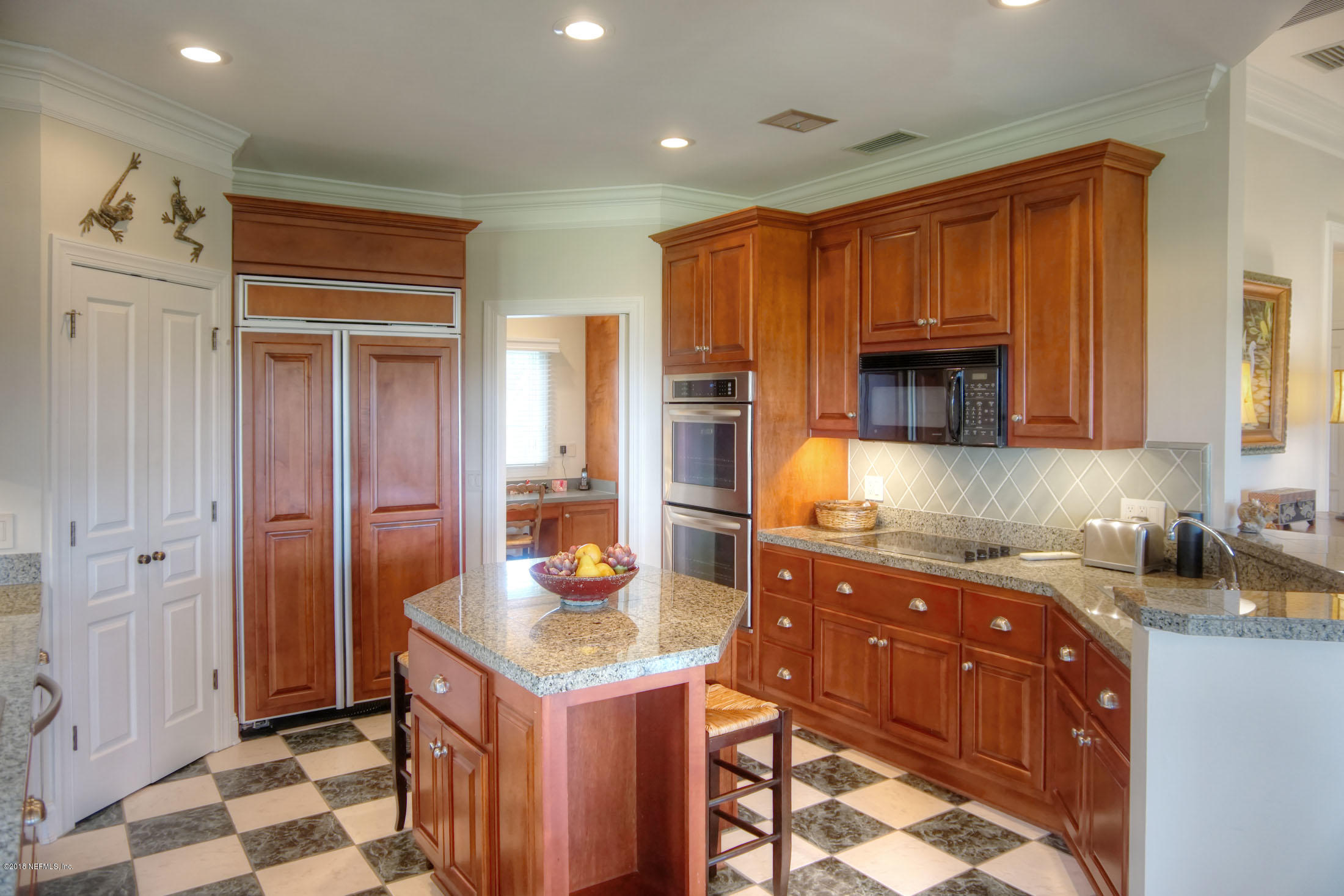 27 Marsh Hawk Road Fernandina Beach, FL 32034 - Photo 13 of 36 llkitchen1-sm
