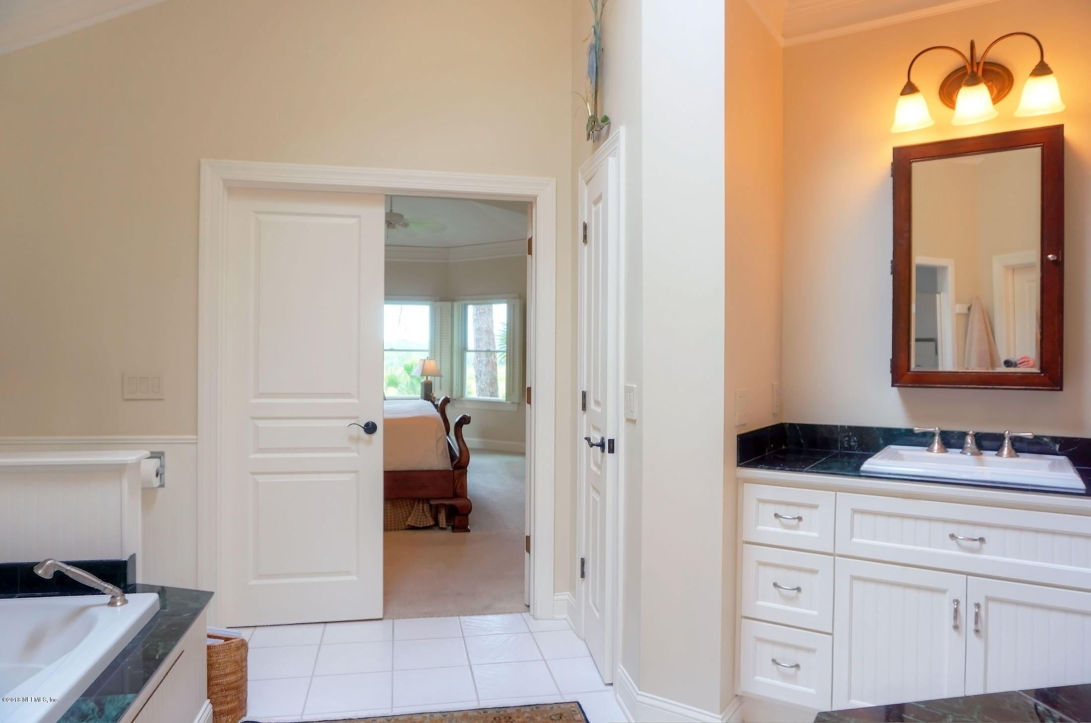 27 Marsh Hawk Road Fernandina Beach, FL 32034 - Photo 21 of 36 masterbath2-sm