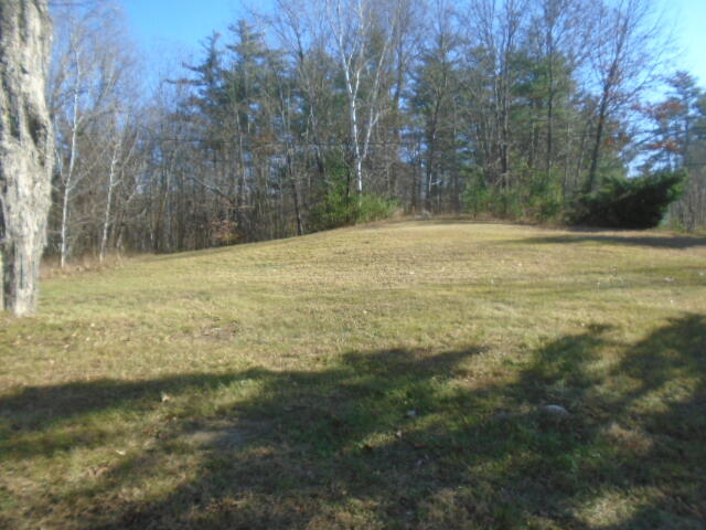 147 Littlefield Road Sanford, ME 04083 - Photo 4 of 38 4 right side yard