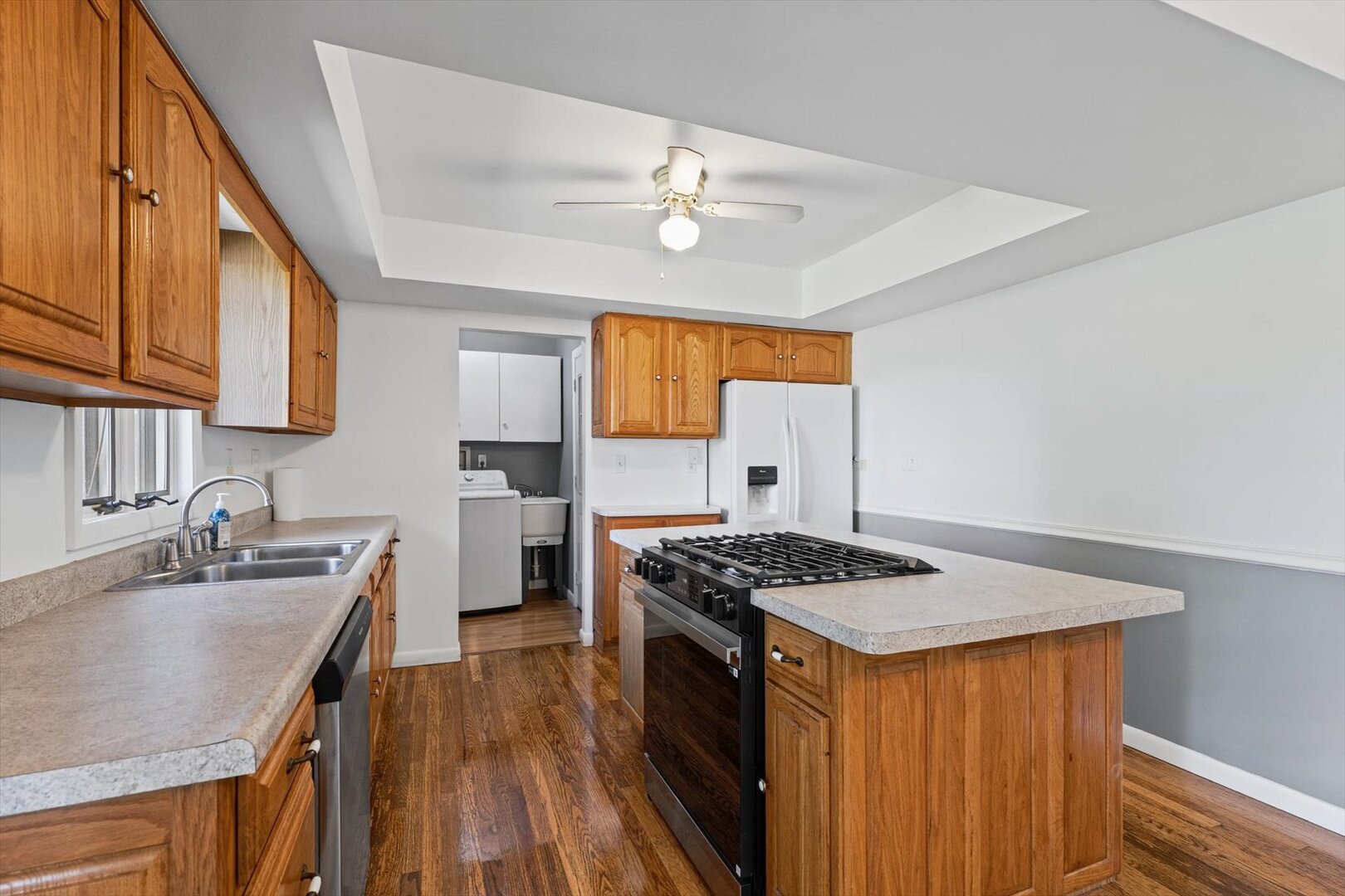2210 East Perkins Road Urbana, IL 61802 - Photo 13 of 37 Gallery Image 13