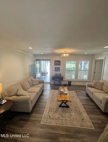 $849,000 | 1046 Sligo Street, Woodville, MS 39669