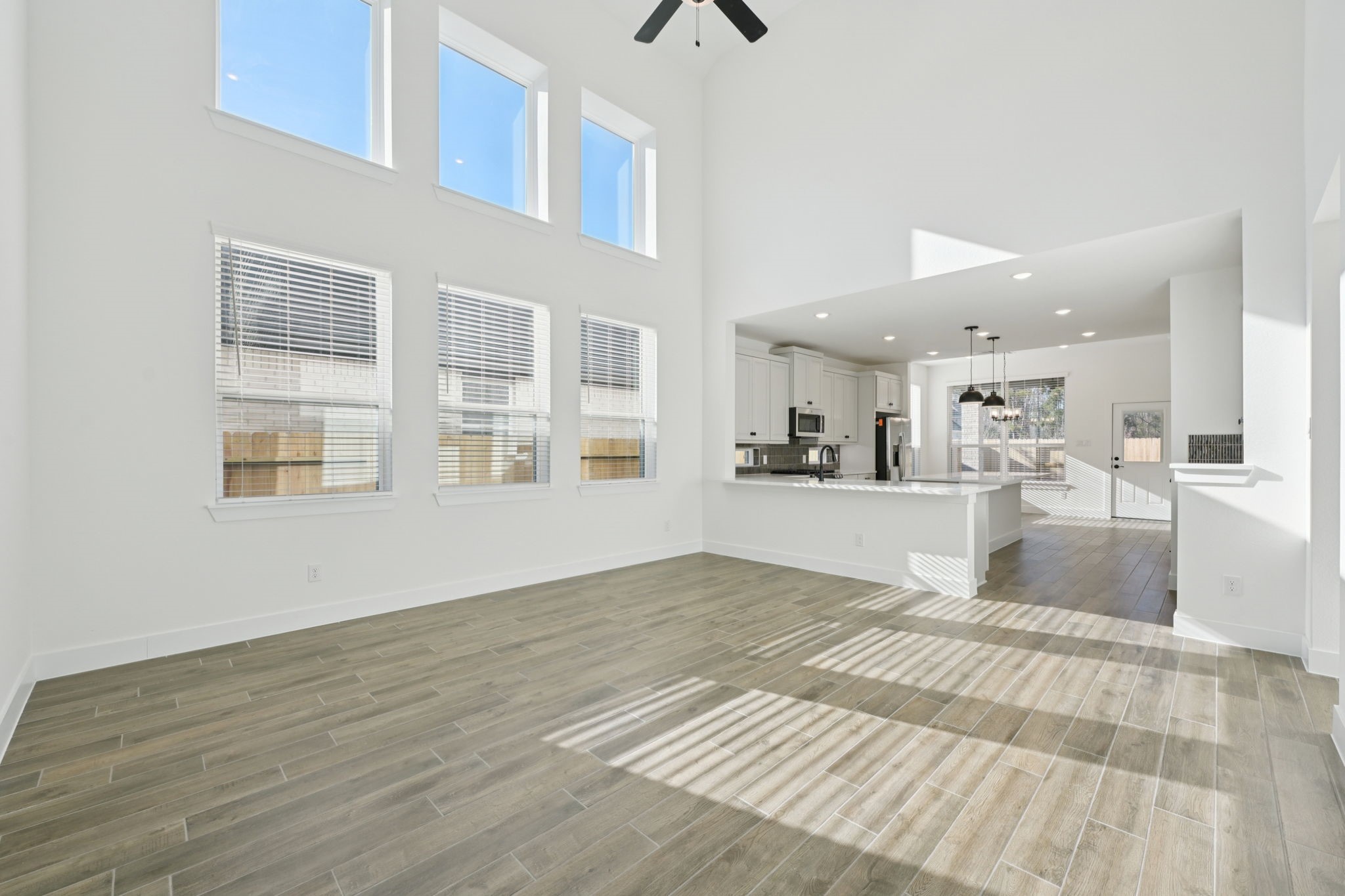 12853 Meadow Wind Way Conroe, TX 77302 - Photo 11 of 45