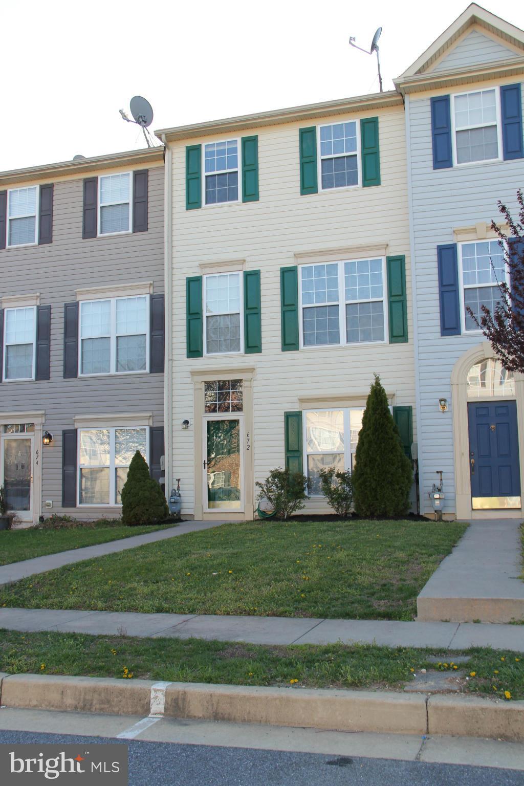 672 Hunting Fields Road Baltimore, MD 21220 - Photo 2 of 24 Exterior (Front)