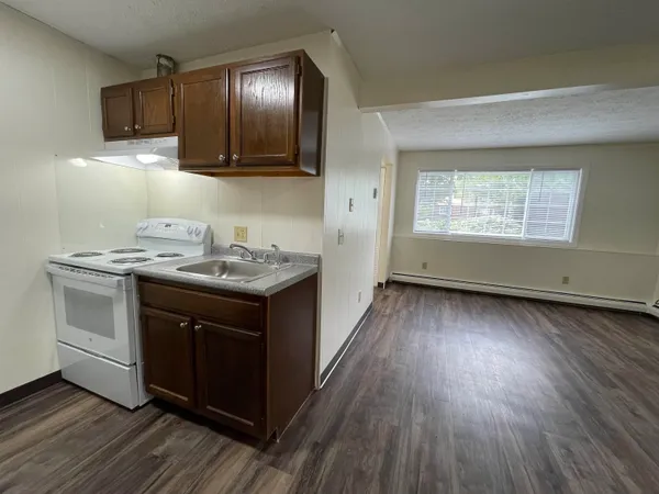 $1,799 | 3991 Old Brown Avenue, Unit 113, Manchester, NH 03103