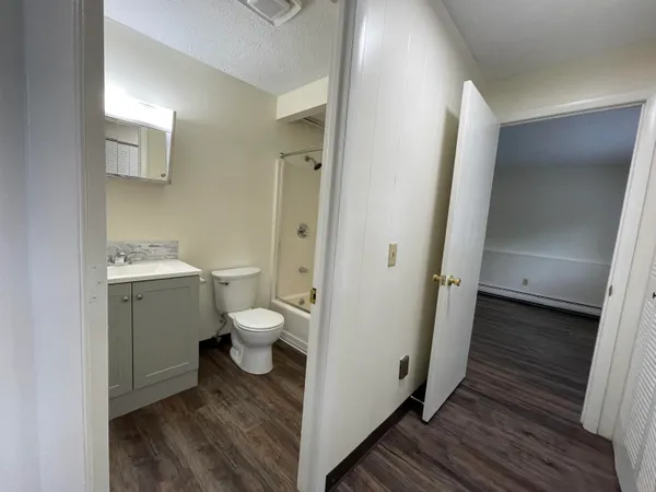 $1,799 | 3991 Old Brown Avenue, Unit 113, Manchester, NH 03103