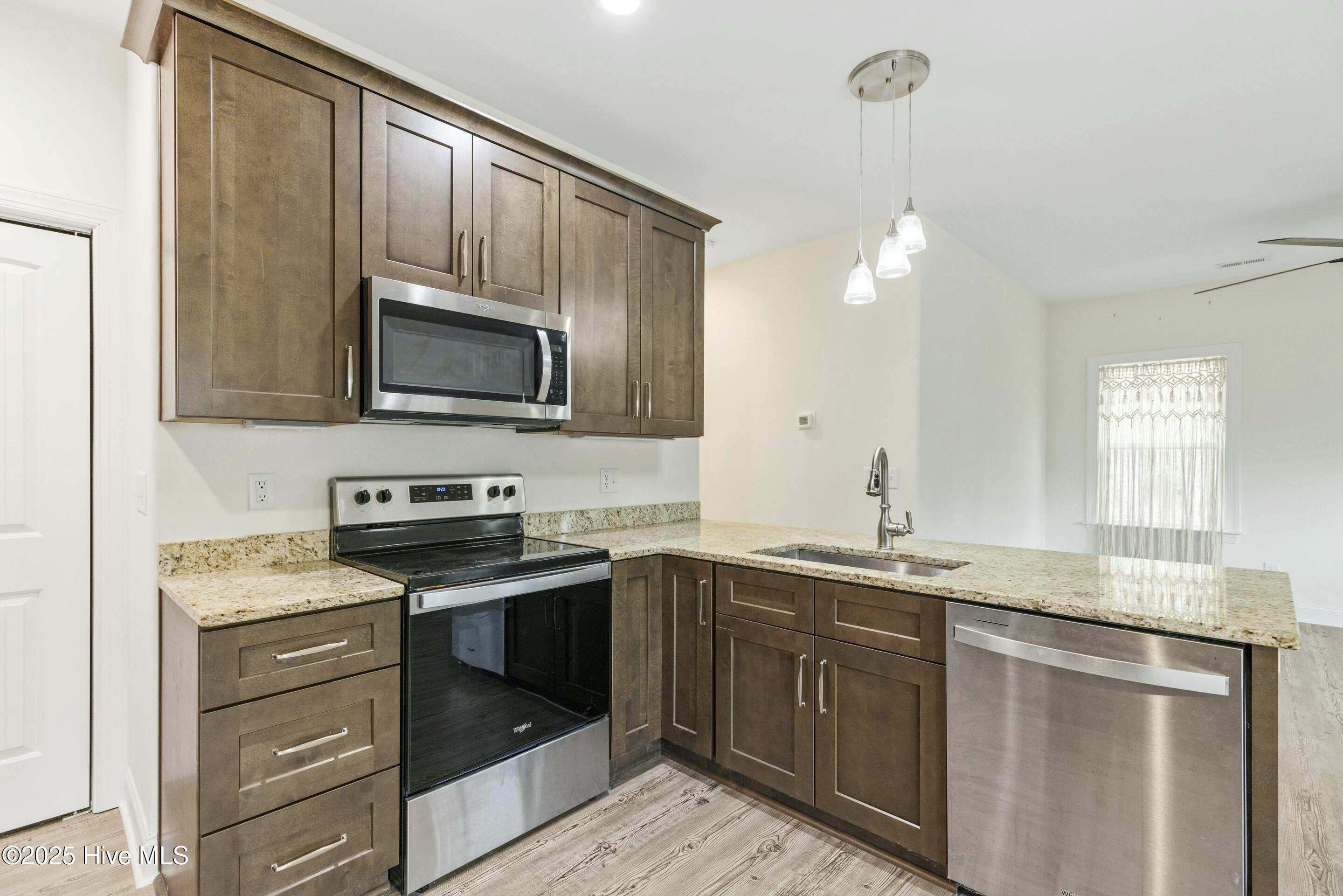 90 South High Point Road Southport, NC 28461 - Photo 11 of 42 tempImageMTNdJ9