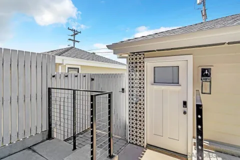 $2,290,000 | 523 South Myers Street, Oceanside, CA 92054