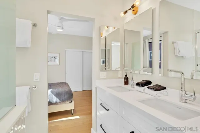 $2,290,000 | 523 South Myers Street, Oceanside, CA 92054