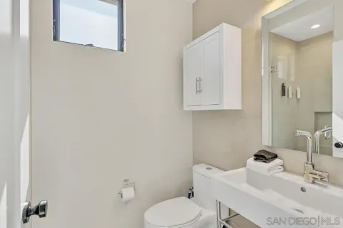 $2,290,000 | 523 South Myers Street, Oceanside, CA 92054