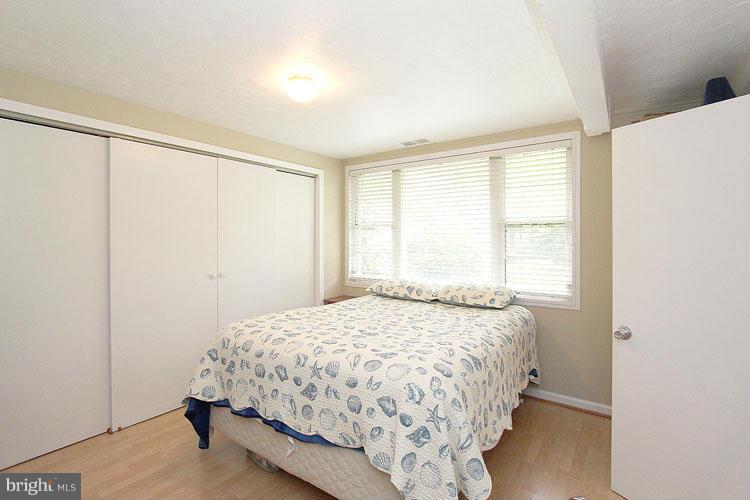 5329 Pooks Hill Road, Unit 405 Bethesda, MD 20814 - Photo 15 of 21 Bedroom 4