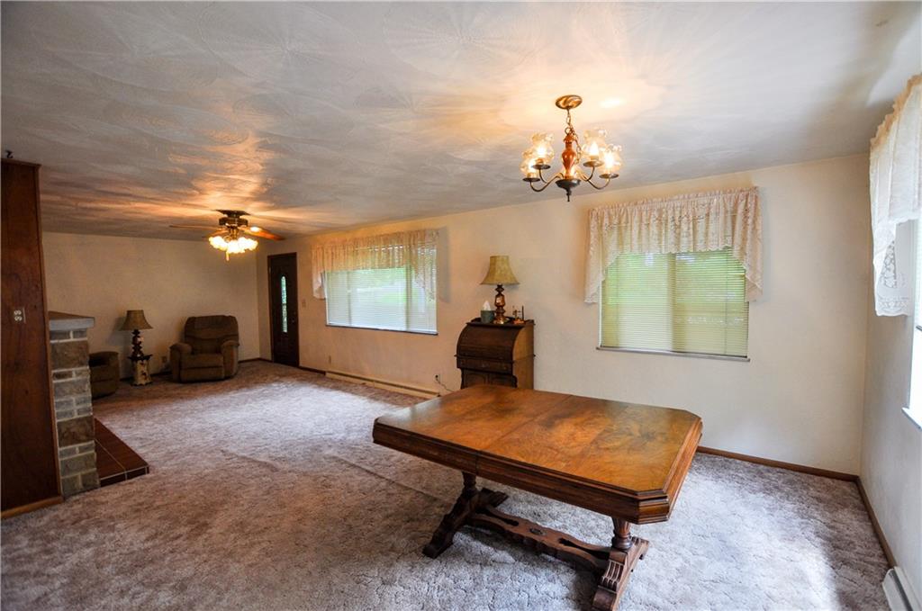 625 Chicora Road Butler, PA 16001 - Photo 4 of 21