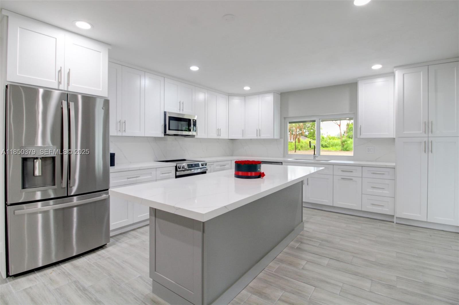 14450 Southwest 188th Street Miami, FL 33177 - Photo 11 of 26
