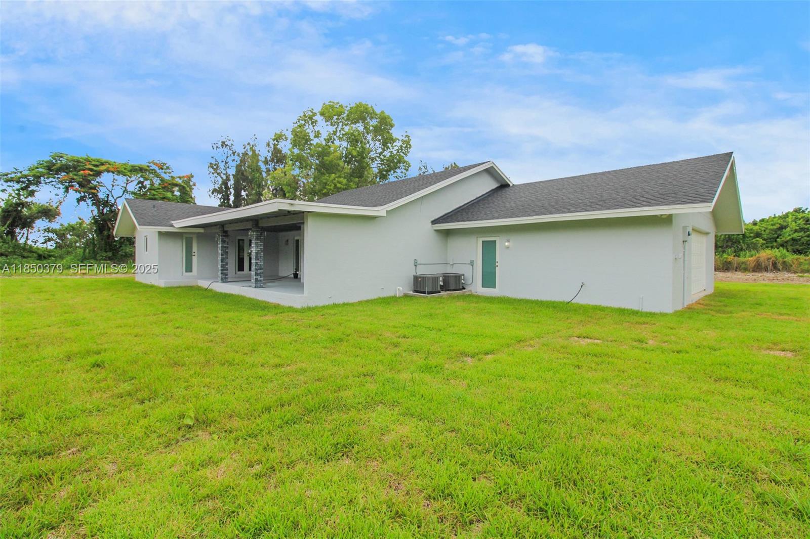 14450 Southwest 188th Street Miami, FL 33177 - Photo 3 of 26