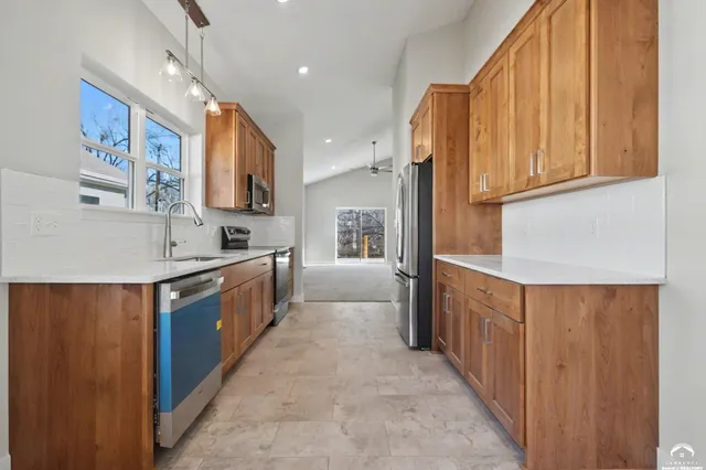 $378,900 | 1232 Walnut Street, Eudora, KS 66025