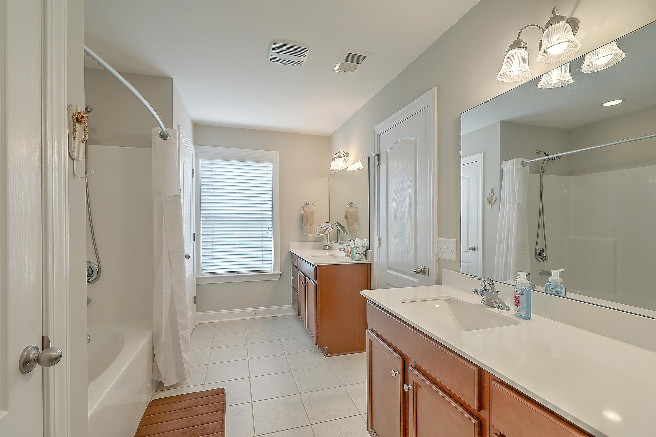 4131 Rigsby Lane Charleston, SC 29414 - Photo 21 of 32 1R3A9298_299_300_301_302_303_304