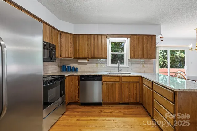 $469,999 | 25011 Club View Drive, Tega Cay, SC 29708