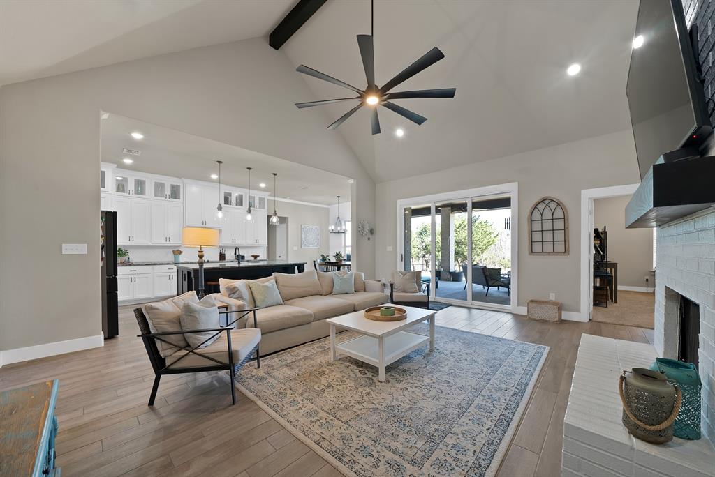 2008 Adams Overlook Weatherford, TX 76088 - Photo 14 of 39