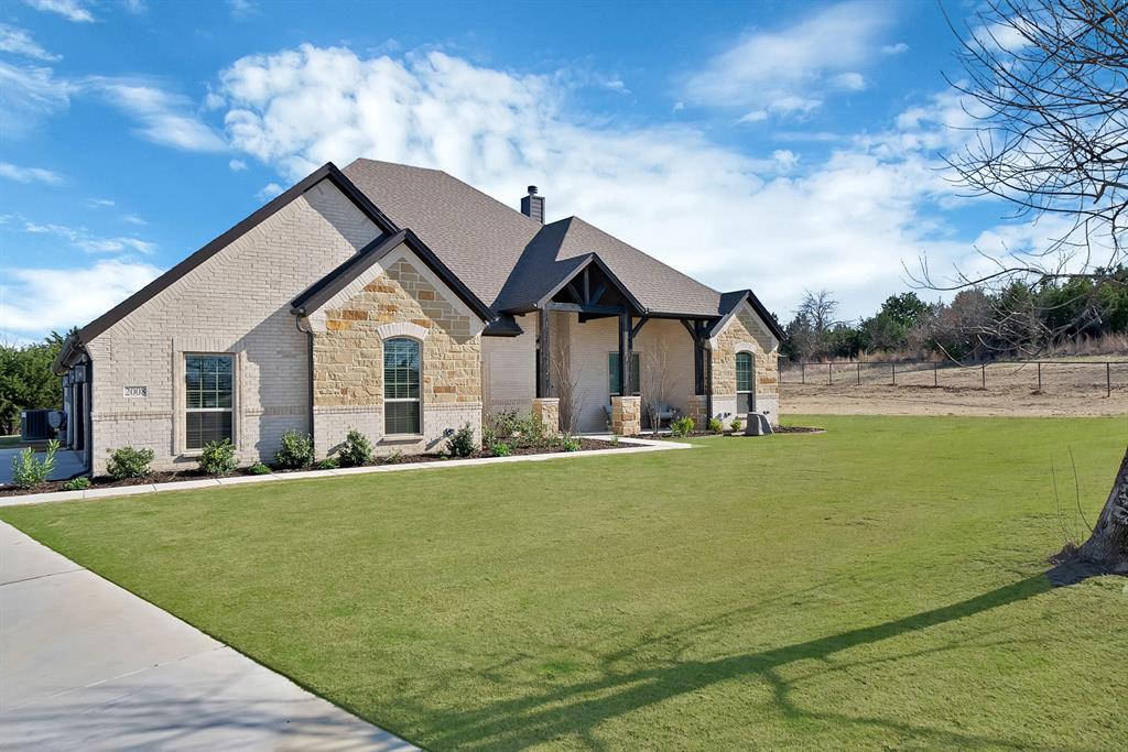 2008 Adams Overlook Weatherford, TX 76088 - Photo 2 of 39