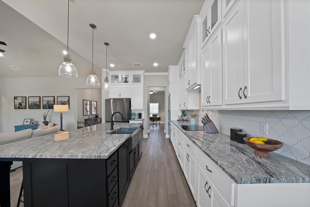 2008 Adams Overlook Weatherford, TX 76088 - Photo 8 of 39