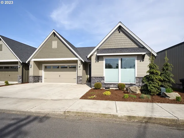 $635,000 | 526 3rd Street, Woodland, WA 98674